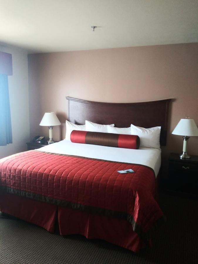 Hotel Baymont By Wyndham Wheeler Extérieur photo